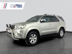 Toyota Fortuner 4.0 V6 automatic - Image 1