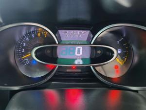 Renault Clio IV 900T Blaze LTD Edition 5-Door - Image 15