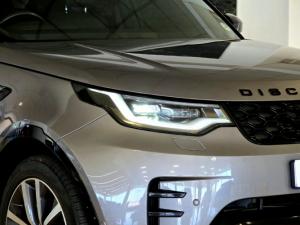 Land Rover Discovery D300 R-Dynamic HSE - Image 4
