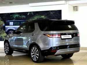 Land Rover Discovery D300 R-Dynamic HSE - Image 7