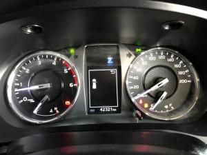 Toyota Hilux 2.4GD-6 double cab 4x4 Raider auto - Image 19