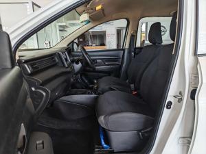 Suzuki Ertiga 1.5 GA - Image 11