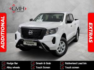 Nissan Navara 2.5DDTi double cab SE Plus auto - Image 1