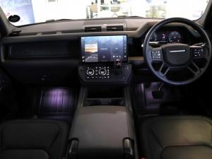 Land Rover Defender 130 D350 X-Dynamic HSE - Image 8
