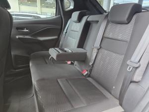 Nissan Magnite 1.0 Visia manual - Image 16