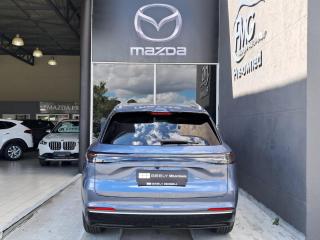 Geely E5 EM-i Apex