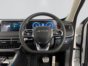 Jetour X70 Plus 1.5T Deluxe - Image 13
