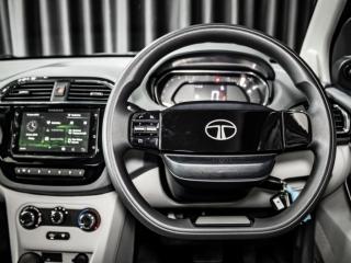 Tata Tiago 1.2 XT manual