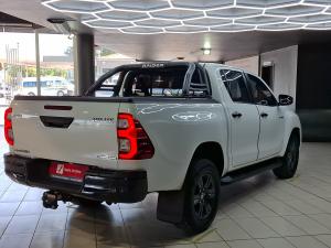 Toyota Hilux 2.8GD-6 double cab Raider auto - Image 2