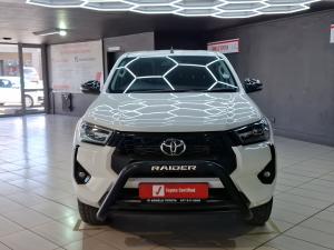 Toyota Hilux 2.8GD-6 double cab Raider auto - Image 4