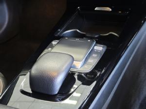 Mercedes-Benz A-Class A200 sedan Progressive - Image 11