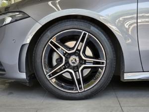 Mercedes-Benz A-Class A200 sedan Progressive - Image 19