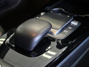 Mercedes-Benz A-Class A200 sedan Progressive - Image 20