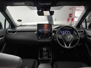 Toyota Corolla Cross 1.8 HEV XR - Image 8