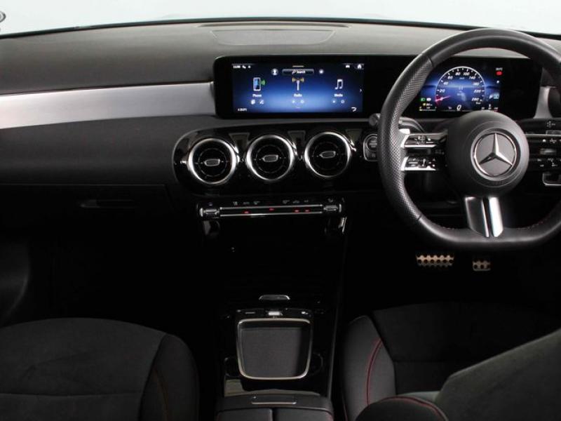 Mercedes-Benz A Class A-Class A200 hatch Progressive