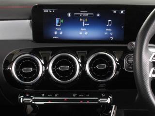 Mercedes-Benz CLA CLA200 Progressive