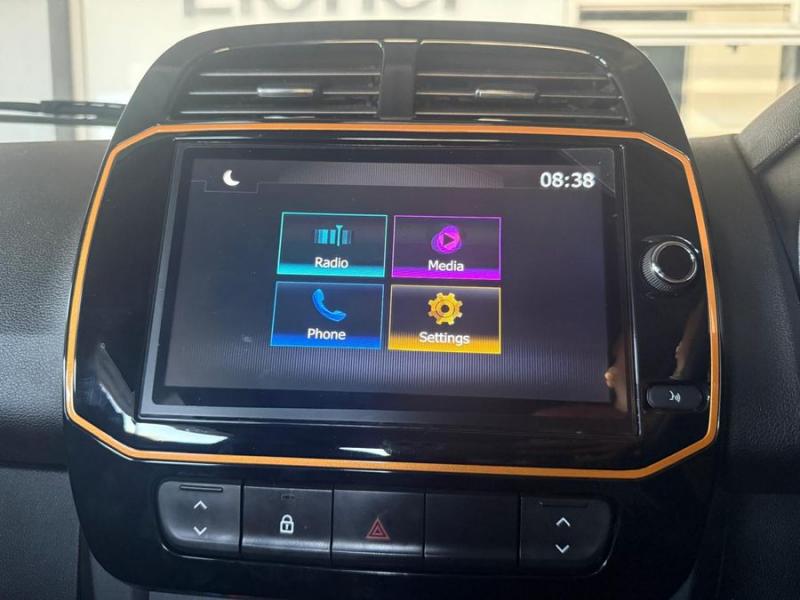 Renault Kwid Kwid 1.0 10 Anniversary Edition auto