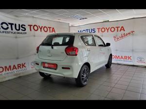 Toyota Vitz 1.0 XR manual - Image 2