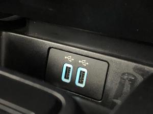 Ford Ranger 2.0D XLT 4X4 automatic D/C - Image 11