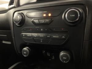 Ford Ranger 2.0D XLT 4X4 automatic D/C - Image 12
