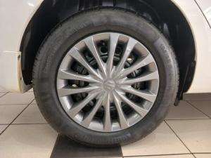 Suzuki Ciaz 1.5 GL manual - Image 11
