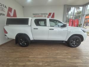 Toyota Hilux 2.4GD-6 double cab Raider manual - Image 3