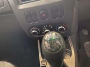 Nissan NP200 1.6i - Image 6