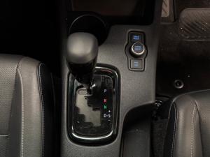 Toyota Hilux 2.8GD-6 48V double cab 4x4 Legend RS - Image 11