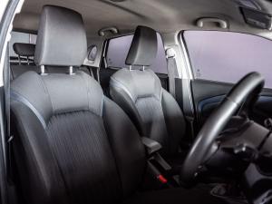 Suzuki Baleno 1.5 GL manual - Image 12