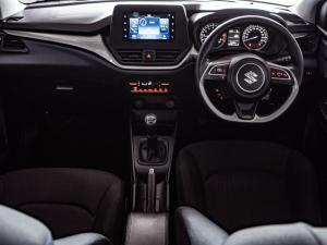 Suzuki Baleno 1.5 GL manual - Image 14