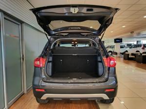 Suzuki Vitara Brezza 1.5 GLX - Image 6