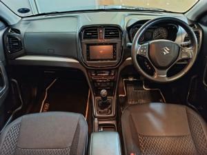 Suzuki Vitara Brezza 1.5 GLX - Image 7