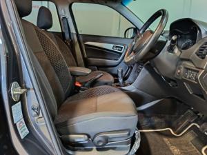 Suzuki Vitara Brezza 1.5 GLX - Image 8
