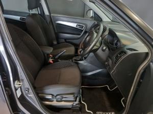 Suzuki Vitara Brezza 1.5 GLX - Image 9