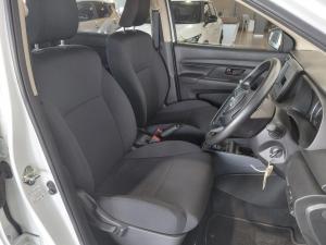 Suzuki Ertiga 1.5 GA - Image 13