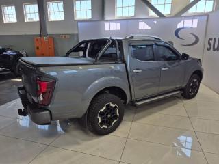 Nissan Navara 2.5DDTi double cab LE Plus