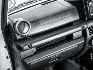 Suzuki Jimny 1.5 GLX AllGrip 3-door auto - Image 17
