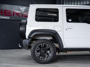 Suzuki Jimny 1.5 GLX AllGrip 3-door auto - Image 8