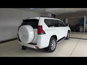 Toyota Land Cruiser Prado 2.8GD VX - Image 2