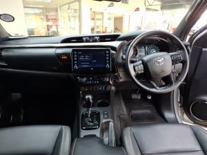 Toyota Hilux 2.8GD-6 double cab 4x4 Legend auto - Image 6