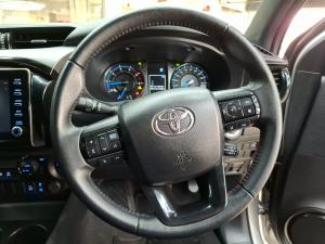 Toyota Hilux 2.8GD-6 double cab 4x4 Legend auto - Image 8