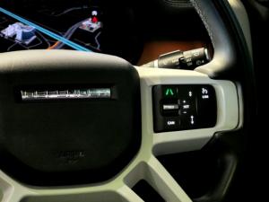 Land Rover Defender 110 D250 X-Dynamic SE - Image 27