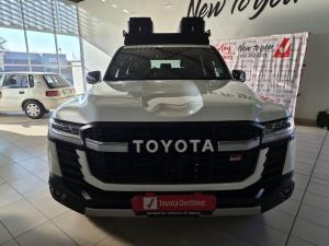 Toyota Land Cruiser 300 3.3D GR-Sport - Image 4