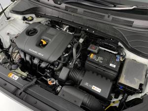 Hyundai Kona 2.0 Executive automatic - Image 8