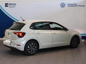 Volkswagen Polo hatch 1.0TSI Life auto - Image 9