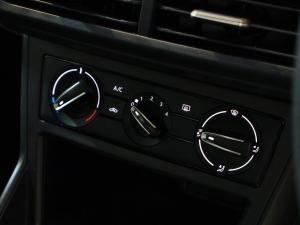 Volkswagen Polo sedan 1.6 auto - Image 12