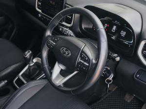 Hyundai Venue 1.0T Fluid manual - Image 15