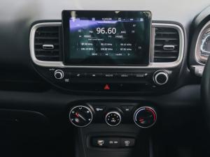 Hyundai Venue 1.0T Fluid manual - Image 22