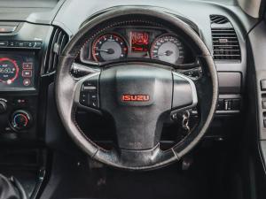 Isuzu D-Max 250 double cab X-Rider - Image 24