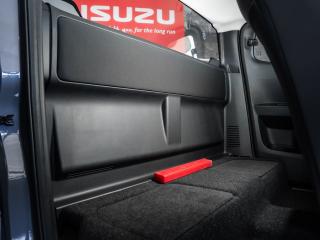 Isuzu D-Max 1.9TD Extended cab LS auto